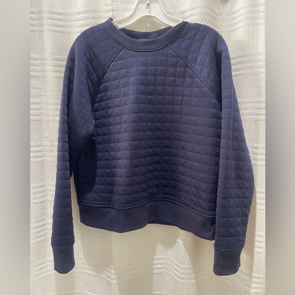 Marmot blue quilted sweater